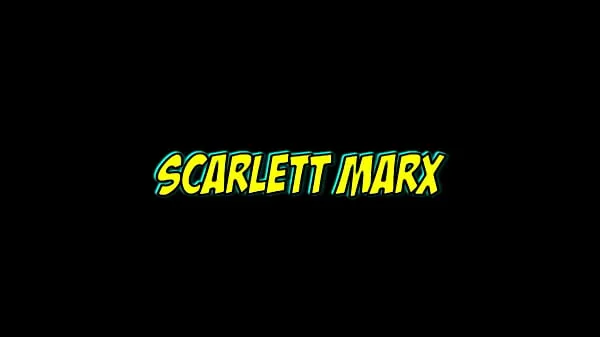 Caliente La MILF morena cachonda Scarlett Marx se deja follar y bebe semen tubo fresco