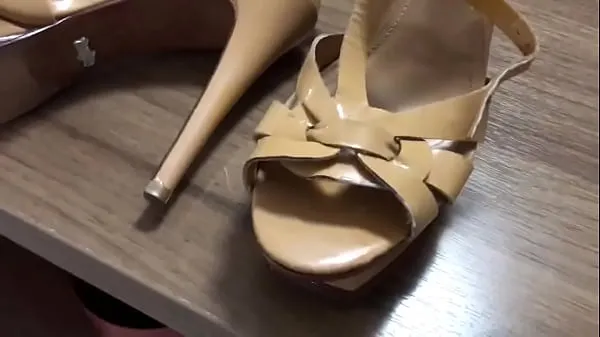 熱いProtective high heels Gozada新鮮なチューブ