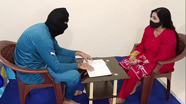 گرم Very Hot Indian Female Teacher Hard Sex With Her Student تازہ ٹیوب