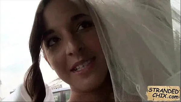 뜨거운 Bride fucks random guy after wedding called off Amirah Adara.1.2 신선한 튜브